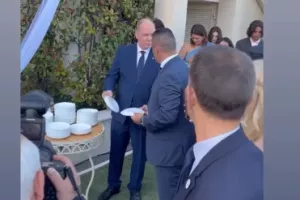Βραβεύτηκε ο Τζον σε λαμπερή εκδήλωση στο Μόντε Κάρλο (φώτος)