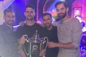Μαυρίας: "Αναμνήσεις παντοτινές..." (Φώτος)