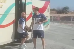 Η άφιξη της Εθνικής μας στην ΑΡΕΝΑ (Φώτος)