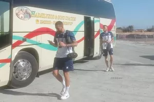 Η άφιξη της Εθνικής μας στην ΑΡΕΝΑ (Φώτος)