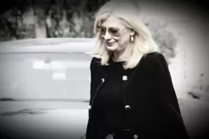 "Έφυγε" η Ζέτα...