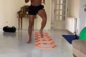 Προπόνηση... στο σπίτι ο Μπρούνο! (Φώτος)