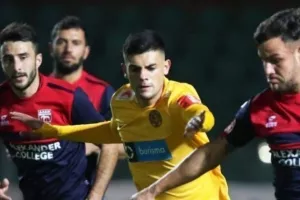 DEAL με Χάρη Καψό