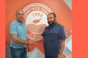 Ανακοινώθηκαν οι συνεργάτες του Π. Σπύρου