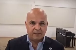 Χαμπουλλάς/"Για το καλό της μεγάλης μας αγάπης που λέγεται Ανόρθωση" (Ατάκες για Εταιρεία-Τιμούρ)
