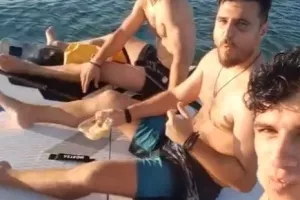 Ηλιοβασίλεμα και... θάλασσα!