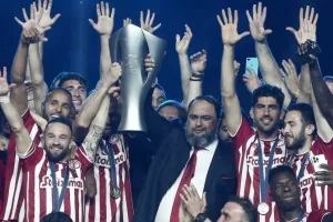 Μαρινάκης: "12 χρόνια με θριάμβους σε Ελλάδα και Ευρώπη για τον Ολυμπιακό μας"