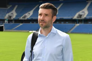 DEAL... για Luka Elsner