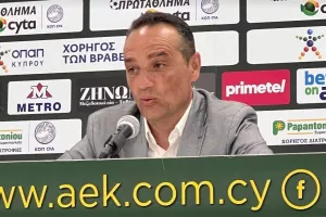 Η παρουσίαση του Jose Luis Oltra: "Μεγάλη πρόκληση/Θέλω πρωταγωνιστική ομάδα" (Βίντεο)