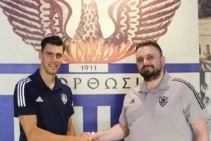 "Χαρούμενος που είμαι επίσημα ποδοσφαιριστής της Ανόρθωσης"