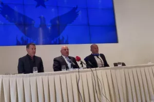 Όσα ειπώθηκαν στην παρουσίαση Μίλαντς - Λάρκου (Φώτος/Βίντεο)