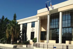 Πήγε στο Δικαστήριο Πάφου με σφαίρες!
