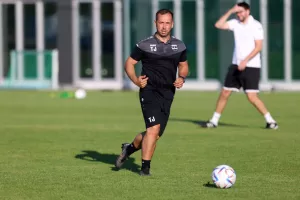 Φιλικό επιπέδου στον Άρη με... Κουράνι εν δράσει! (Φώτος)