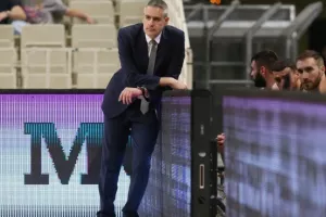 Άρης: Ανανεώνει ο Καστρίτης