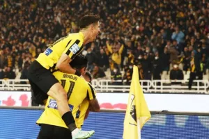 Αποθέωσε Αραούχο ο Μάνταλος για το βραβείο του καλύτερου γκολ στη σεζόν