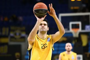 ΑΕΚ: Πρόταση για νέο συμβόλαιο στον Δημήτρη Μαυροειδή