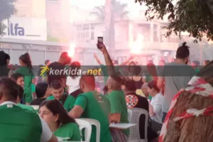 Συνθήματα και πυρσοί για την Ομόνοια (βίντεο)