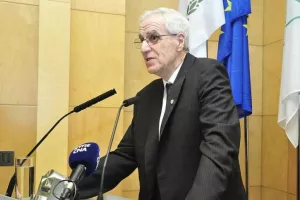 Το Σάββατο στις 10:30 η κηδεία του Ντίνου Μιχαηλίδη