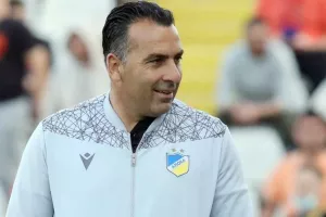 Σωφρόνης/ΝΕΑ