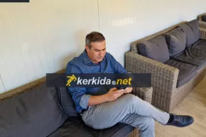 Στο... κινητό