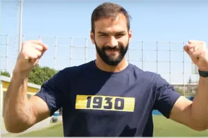Έτσι έκλεισε... (ΑΕΛ)
