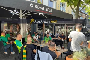 ΑΕΚτζήδες... και καφέ και μπύρα!