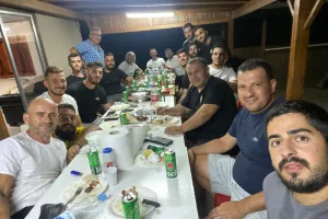 Οικογενειακή βραδιά... by Aετός Αγγλισίδων (φώτος)