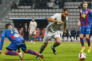 «Εισιτήρια σ' όλους, μόνο αν το ζητήσουν επίσημα. Αντρίκια και όχι λογοτιμήτικα»
