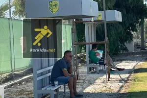 Πρωινός με καφεδάκι και δίπλα στους παίκτες 