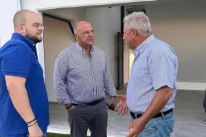 Καραπατάκης/Δόξα