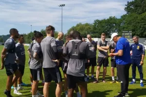 Άρης: 3-5-2 και φουλ των αλλαγών από Μπούργος ενόψει Γάνδης