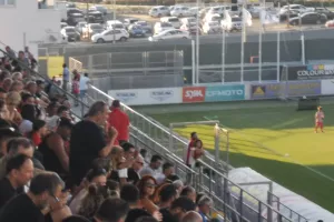 Παρουσίαση με νέα πρόσωπα, κόσμο, ενθουσιασμό! (βίντεο/φώτος)