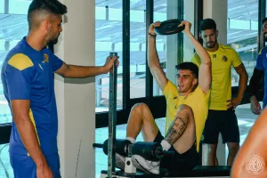(ΦΩΤΟΣ/ΑΕΛ) Δουλειά στο γυμναστήριο