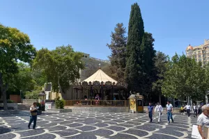 Μπακού... βόλτα
