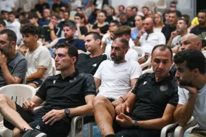 ΑΕΛ/Συνάντηση πριν την έναρξη (φώτος)