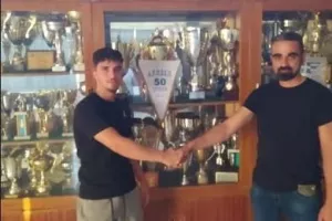 Deal με Μόδεστο Χαραλάμπους