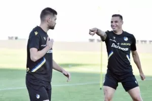ΜΠΟΥΚΚΗΣ/Σόουζα
