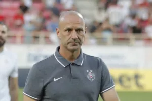 Πίεση στην Παρτιζάν/"Θα ήταν επιπόλαιο και γελοίο εκ μέρους μου"