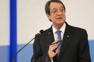Προεδρικό... χτύπημα