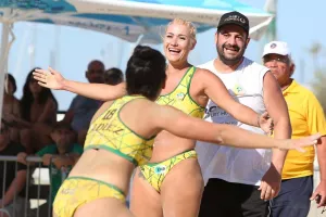 "Χρυσές" οι Ladiez στην Λάρνακα! (φώτος)