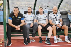 Ματιές.../Σωφρόνης