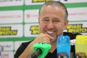 Reghecampf/"Σεβόμαστε τον Άρη, αλλά ήρθαμε για τη νίκη"