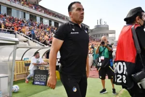 ΑΠΟΕΛ - Μπότεφ: Ήταν (πολύ) καλύτερο, πέρασε με Τσεμπάκ-Εφραίμ! (φώτος)