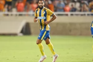 ΑΠΟΕΛ - Μπότεφ: Ήταν (πολύ) καλύτερο, πέρασε με Τσεμπάκ-Εφραίμ! (φώτος)