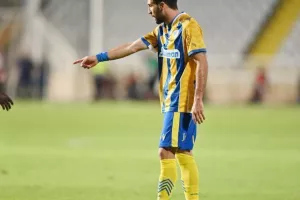ΑΠΟΕΛ - Μπότεφ: Ήταν (πολύ) καλύτερο, πέρασε με Τσεμπάκ-Εφραίμ! (φώτος)