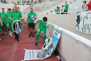 Κατέθεσαν στεφάνι στην μνήμη του Αλέξανδρου οι παίκτες της Ομόνοιας (βίντεο/φώτος)