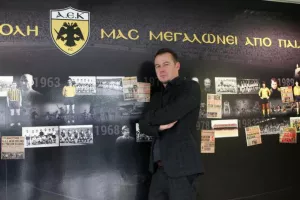 ΑΕΚ: Φορτσάρει για δύο στόπερ πριν την Ολλανδία