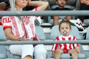 Παρουσίαση με νέα πρόσωπα, κόσμο, ενθουσιασμό! (βίντεο/φώτος)