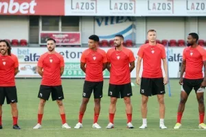 Παρουσίαση με νέα πρόσωπα, κόσμο, ενθουσιασμό! (βίντεο/φώτος)