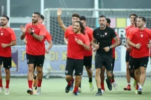Παρουσίαση με νέα πρόσωπα, κόσμο, ενθουσιασμό! (βίντεο/φώτος)